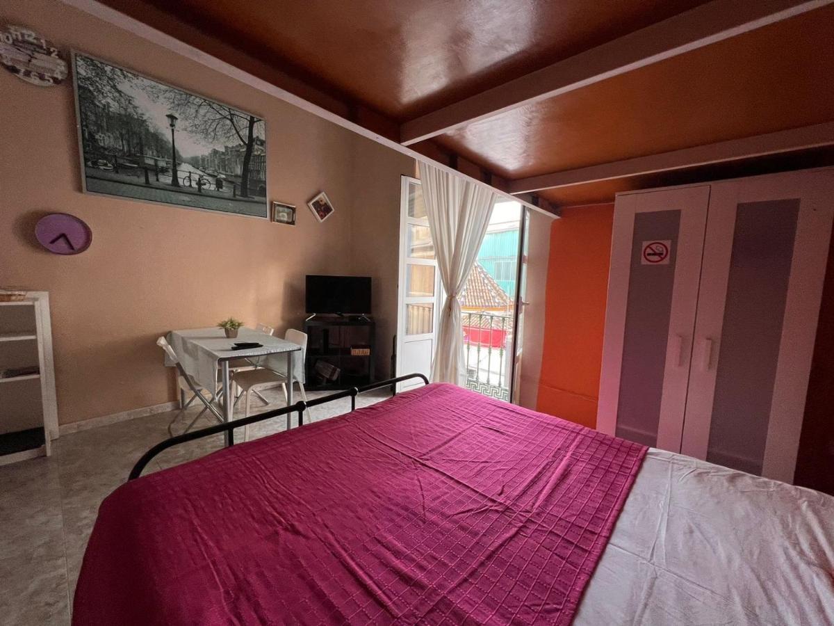 La Maestranza Apartment Rooms Sevilla Oda fotoğraf