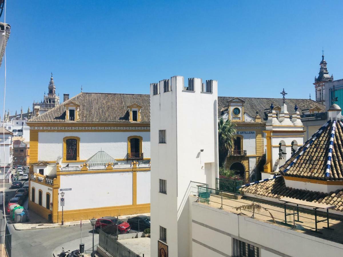 La Maestranza Apartment Rooms Sevilla Dış mekan fotoğraf